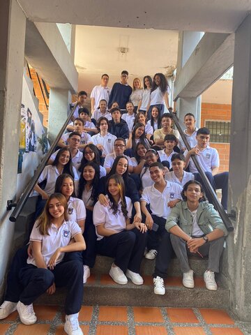 I get used to studying my last year of high school