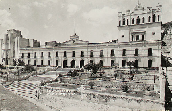 Fundación de la Escuela de Artes