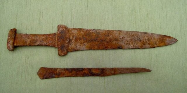 Totes les armes de metall