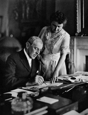 America had a de-facto female president in late 1919 til the end of her husband