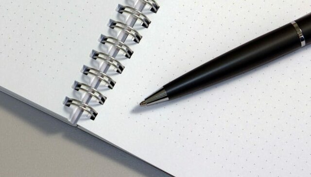 1923 Aparición de los primeros cursos y manuales