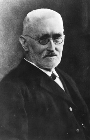 Teoría de cortaduras de racionales