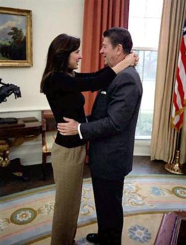 Daughter Maureen is born.