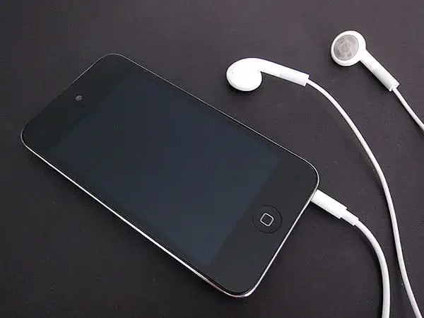Apple iPod Touch (4th generation) is released