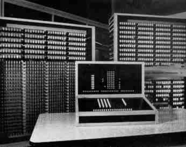 Z3, Primera Máquina Electromecánica, Programable y Automatica en Emplear Relés