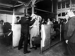 Immigration to Ellis Island (end)