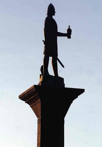 Olav Tryggvason blir konge i Norge