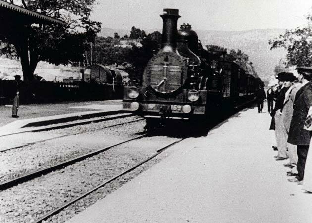 L'ARRIVE D'UN TRAIN À LA CIOTAT