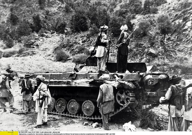 Sovjet invaderer Afghanistan