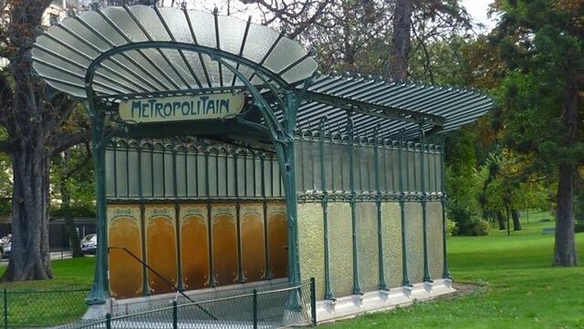 Acceso Metro, Hector Guimard (modernismo)