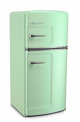 SE AÑADE EL CONGELADOR