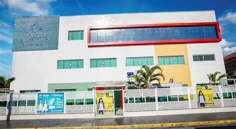 Primeiro dia de aula na Escola Adventista de Santos