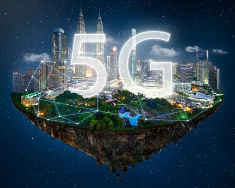 Servicios red de comunicación móvil de Quinta Generación (5G)