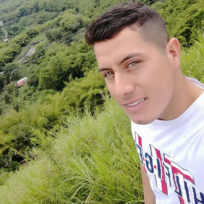 Timeline: El origen de las enfermedades: José Jonathan Trujillo