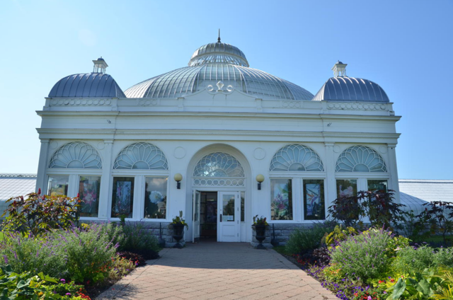 Primera estación de radio (FM)