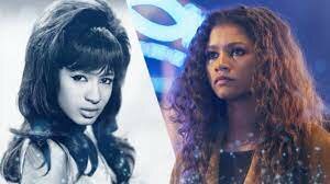 the leader of The Ronettes.