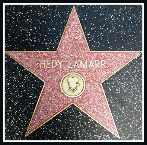 Hedy Lamarrek Hollywoodera ihes egin du