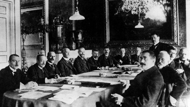 Deutsche nationalversammlung, Friedrich Eber wird Reichspräsident Juni 1919 Ultimatum zum Versailler Vertrag, kabinett Scheidemann tritt aus Protest zurück