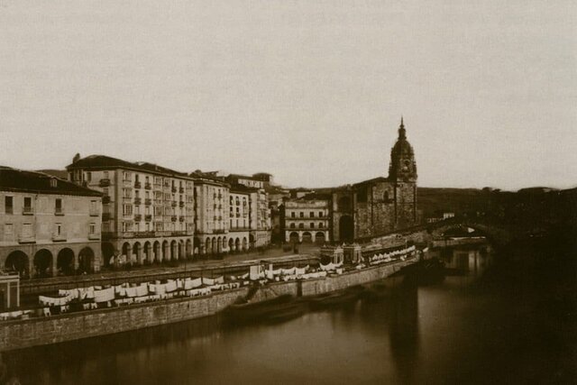 JAIOTZE LEKUA ETA URTEA