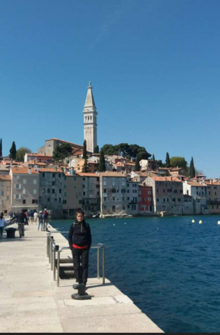 HIRUGARREN SEME-ALABA