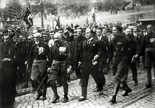 EL FASCISMO ITALIANO. 1922-1943.Foto:MARCHA SOBRE ROMA.1922