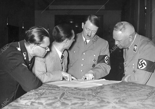 Hitler convocó nuevas elecciones