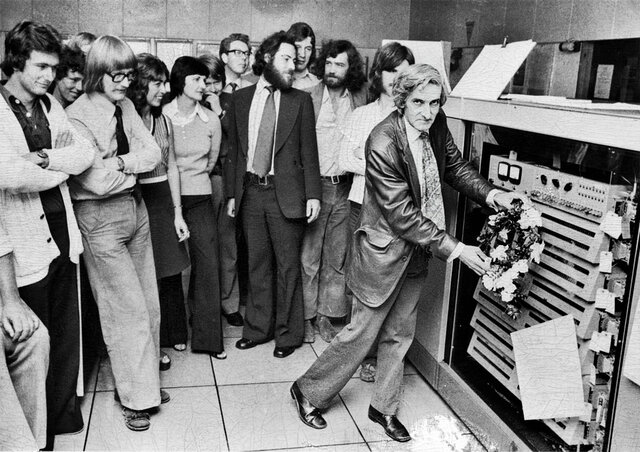 Historia De Los Lenguajes De Programación timeline | Timetoast