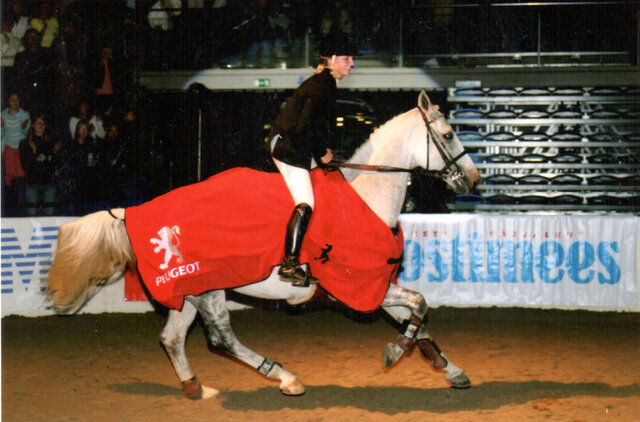 2004 Camilla Enemark ja Diamant du Gaty (DEN)
