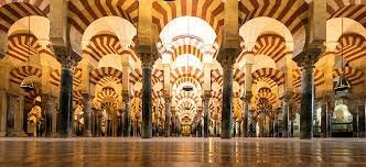 INICIOS DE LA CONSTRUCCIÓN DE LA MEZQUITA DE CÓRDOBA