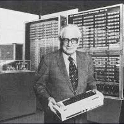 Timeline: -La historia de las computadoras- ⁽⁷ ᵍᵉⁿᵉʳᵃᶜⁱᵒⁿᵉˢ⁾