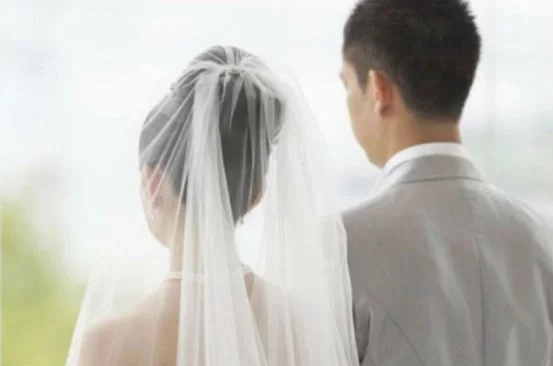 Edad mínima para contraer matrimonio.