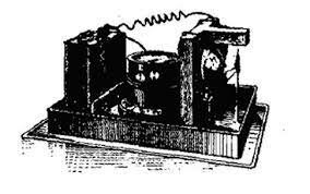 Primer detector y transmisor de ondas electromagnéticas