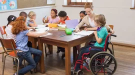 Timeline: Revisión Histórica de los Modelos de Atención a la Diversidad en la Educación