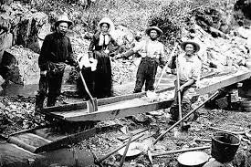 Women in the gold rush