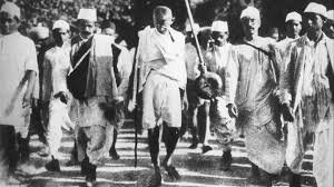 Gandhi becomes a leader