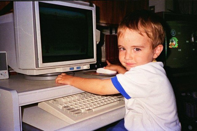 Nacimiento Luis Valdeavellano