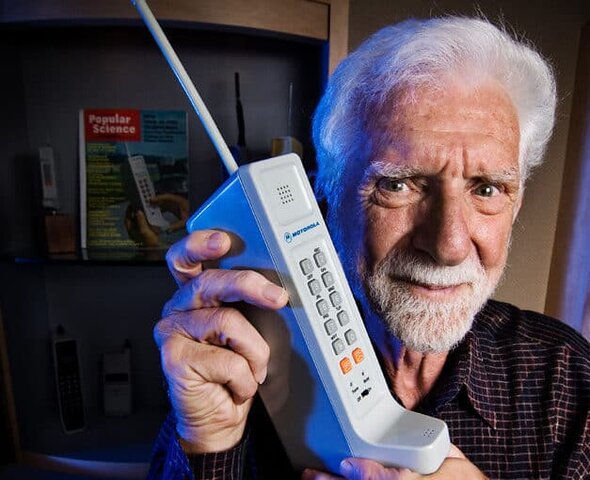 la primera llamada telefónica transcontinental