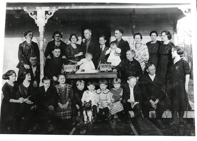 Wallaces Move to Providence, KY