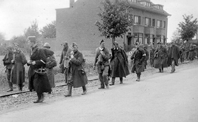 German troops enter to belgium