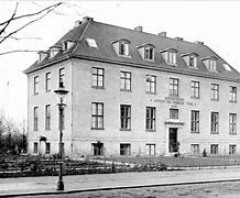 Mr. Bohr master's degree