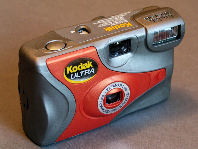 the modern disposable camera was invented