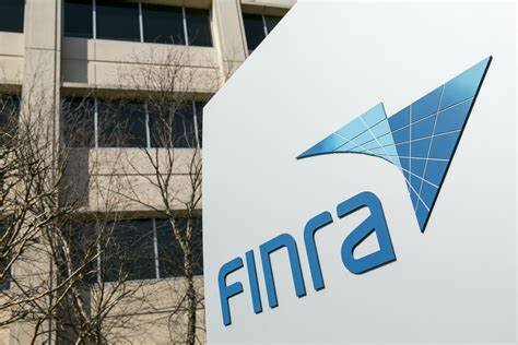 Creación de la FINRA (Financial Industry Regulatory Authority)