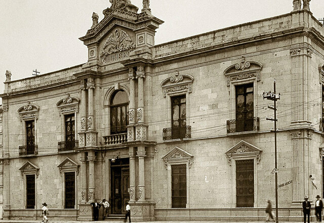 instituto de ciencias y artes