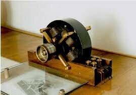 Motor d'inducció alimentat amb corrent altern