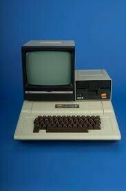 Information And Space Age: Apple 2