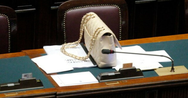 Legge 25 marzo 1993, n. 81 .