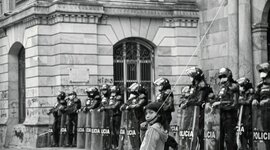 Timeline: KALEKO HEZITZAILEAREN GARAPENA ESPAINIAR ESTATUAN