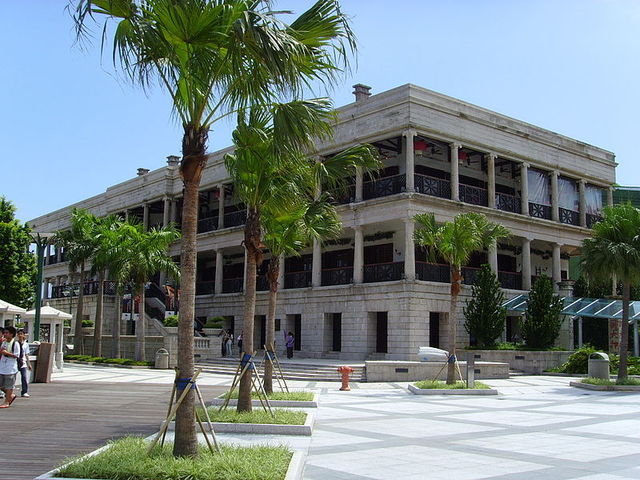 Murray house was rebuit