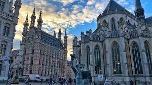 Primer colegio de educación publica