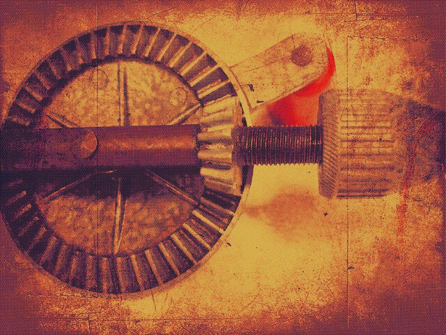 Primera producción mecánica